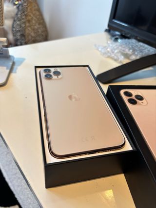 iPhone 11 Pro Max Oro