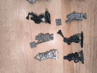 Warhammer Flagelantes y Sacerdote Guerreros