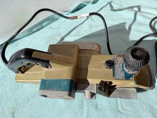 Cepillo Eléctrico Virutex