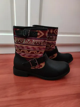 Botines negros con estampado étnico, Número 37