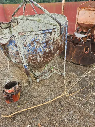 2 Cubiletes para hormigón