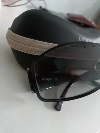 Gafas de sol Vogue negras