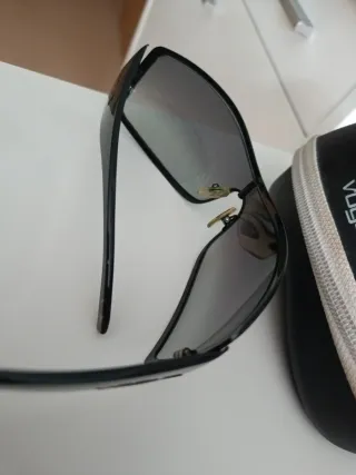 Gafas de sol Vogue negras