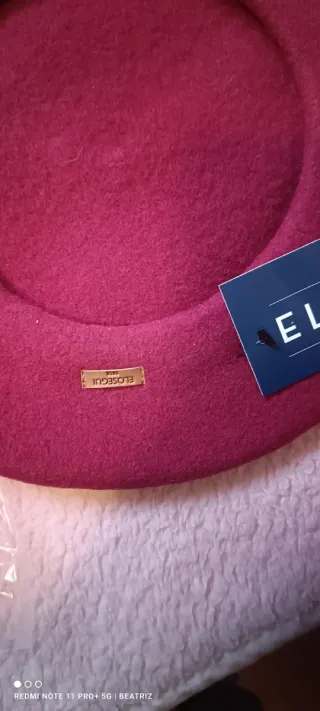 Boina Elosegui Verde y Fusia