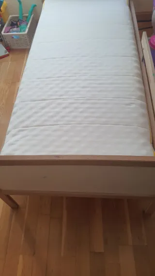 Cama + colchon infantil SNIGLAR Ikea