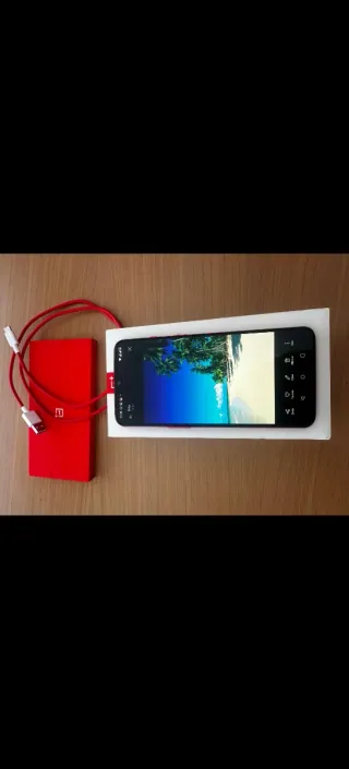 OnePlus 7  con 8 GB RAM / 256 GB . Dual Sim. NFC