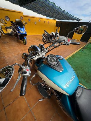 Suzuki Intruder 800cc