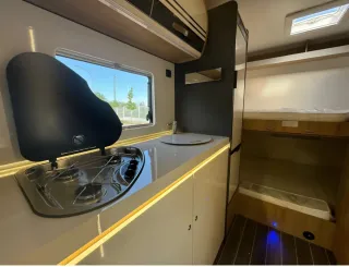 Autocaravana capuchina 6 plazas garaje