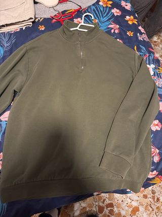 Sudadera Pull&Bear verde militar