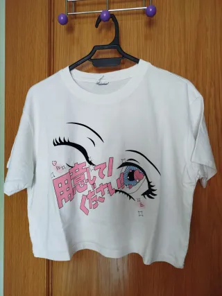 Camiseta Crop Top Estilo Anime Ojos