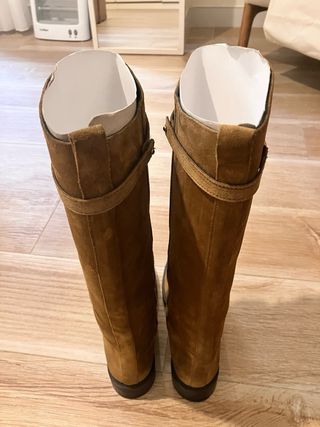 Botas serraje Massimo Dutti Marrón