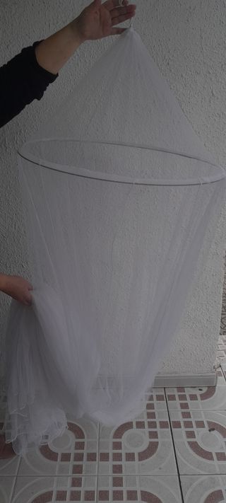 Mosquitero de dosel blanco