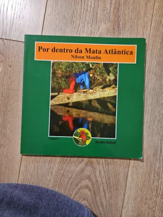 Livro infantil em português: Mata Atlântica