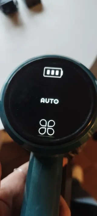 Aspiradora sin cable. Aspirador. URGE