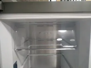 Congelador Vertical Samsung 1.85x60cm No Frost