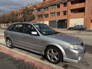 Mazda 323F 2002