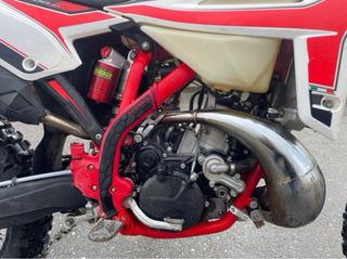 Moto Beta RR 200 2T 2020. Muchos extras.
