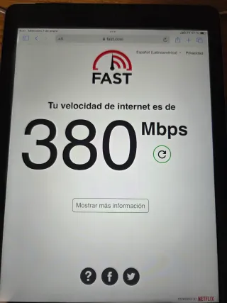 Apple iPad 6 LTE 32GB Plata con funda y cargador