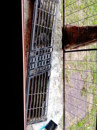 Griglia anteriore Fiat Uno mk1