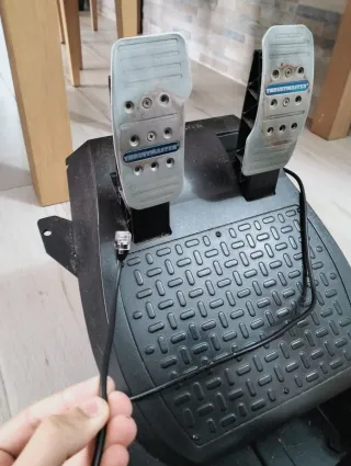 Pedali Thrustmaster T300 RS GT