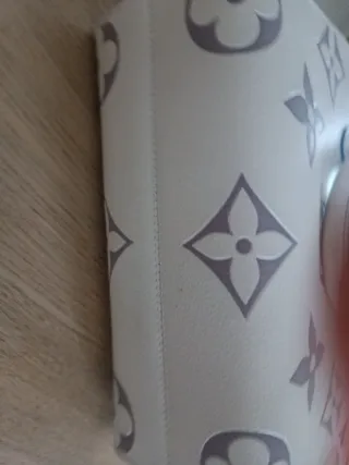 Louis Vuitton On The Go PM Grigio Bianco