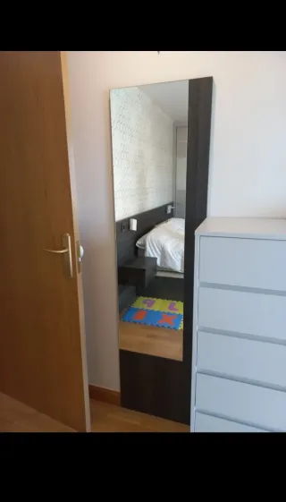 Specchio a figura intera con cornice