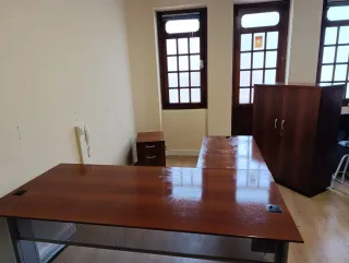 Mobiliario de oficina profesional madera
