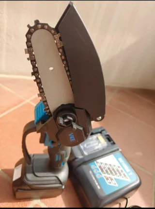 Mini Motosega a Batteria Potatura Elettrica Nuovo