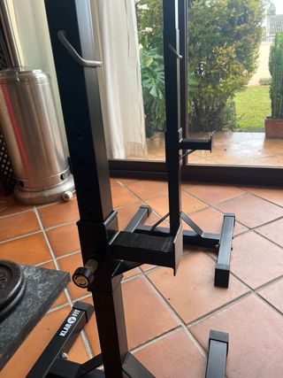 Rack de pesas KLAR FIT + Barra de regalo