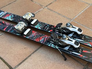 Volkl Revolt 85 + Fijaciones Atomic