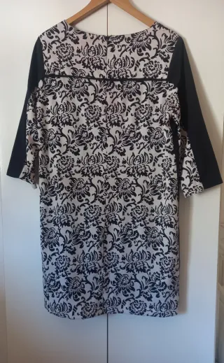 Vestido recto con estampado Sfera L