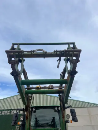 Tractor John Deere 6115 MC