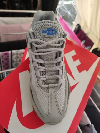 Zapatilla Nike Air Max Gris/Blanca Nueva