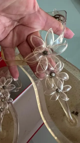 Sandalias CH transparentes con flores