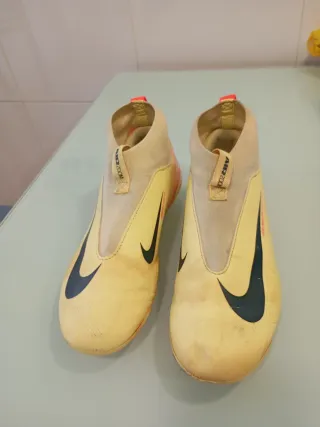 Nike Air Zoom Mercurial Superfly 9 LACELESS