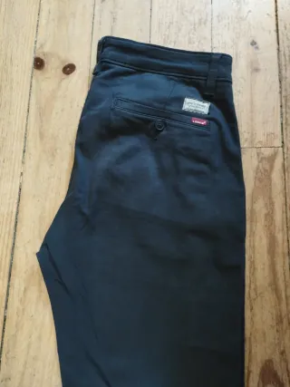 Pantalones Chinos Levi's Azul Marino Talla W32 L34