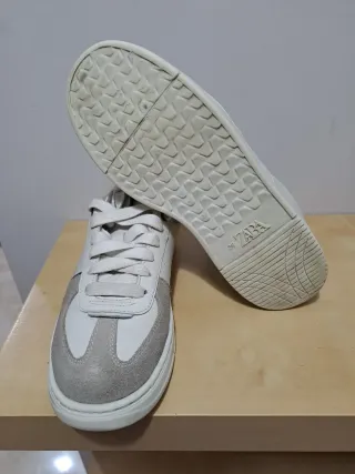 Zapatillas Zara Mujer Gris y Blanco