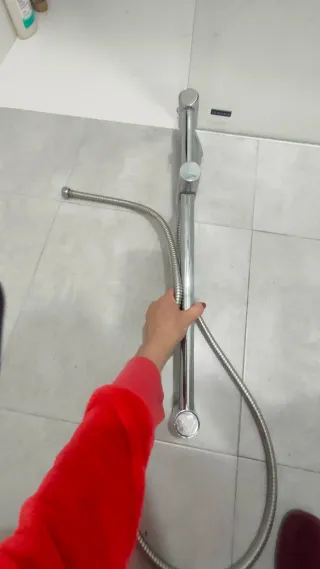 Barra ducha Teka Strohm con soporte