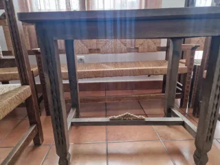 Conjunto de banca y 4 Sillas Castellanas