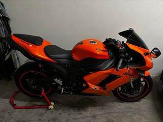 Kawasaki ZX6R Naranja