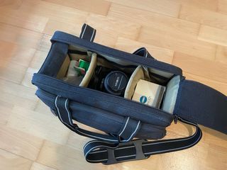 Cámara reflex Minolta Dynax SP xi + Flash + bolsa