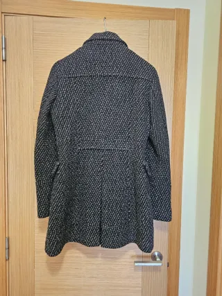 Abrigo jaspeado oscuro