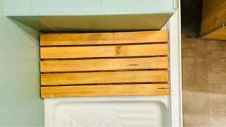 Soporte madera antideslizante a medida.