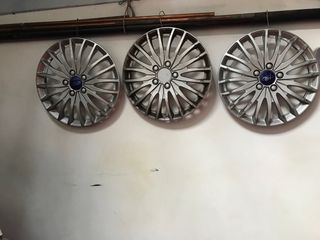 Tapacubos Ford Fiesta 15 (Radio)