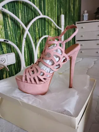 Zapatos de tacón con plataforma