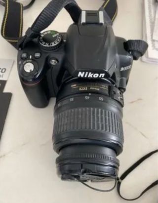 Cámara Nikon D3000 para piezas