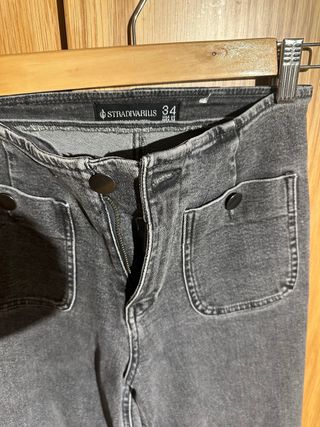 Pantalones Stradivarius grises talla 34