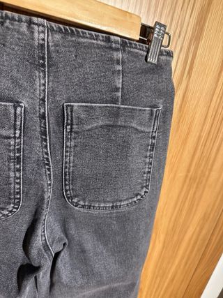 Pantalones Stradivarius grises talla 34