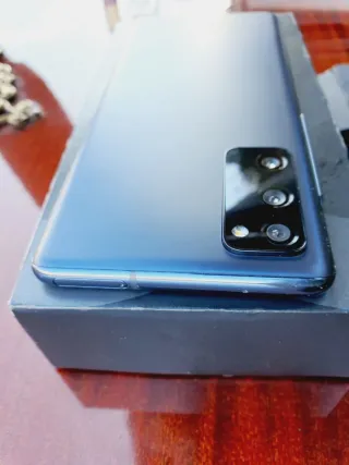 Samsung Galaxy S20 FE Rojo/Plata