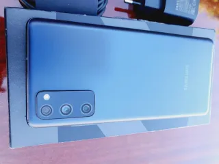 Samsung Galaxy S20 FE Rojo/Plata